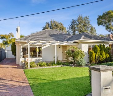 Spacious 3 Bedroom Family Home (Available for 6 Month) - Photo 3