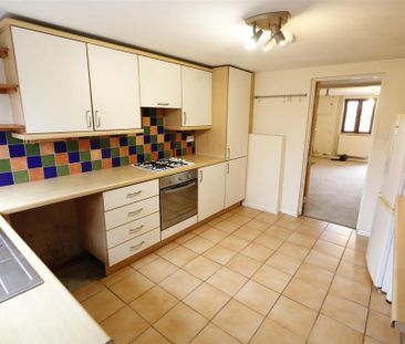 2 bedroom cottage to rent - Photo 3