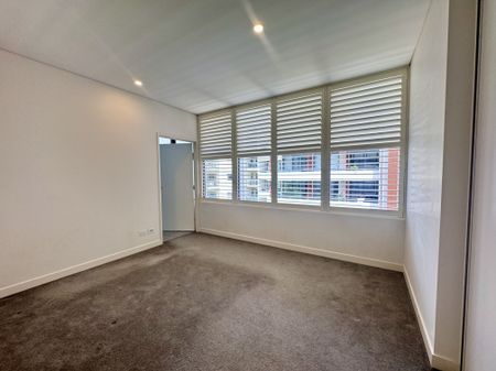 Luxury living in the heart of Maroubra - Photo 3