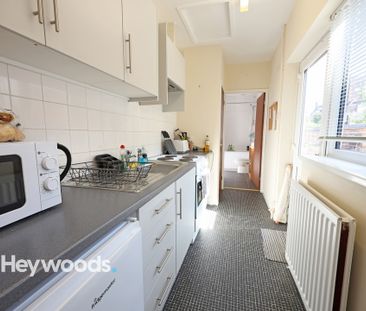 2 bed terraced house to rent in Silverdale Road, Newcastle-under-Ly... - Photo 6