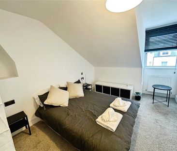 2 bedroom flat to rent - Photo 5