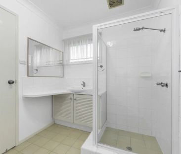 “Ultimate Convenience in the Heart of Cafe Culture” - Photo 4