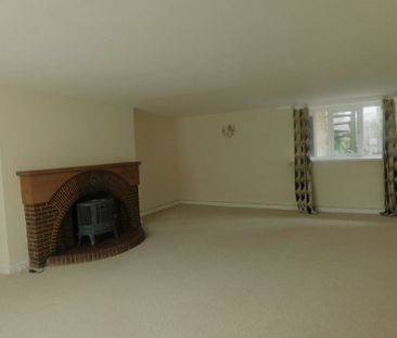 Lower Lake, East Sussex - £850pcm - Photo 1