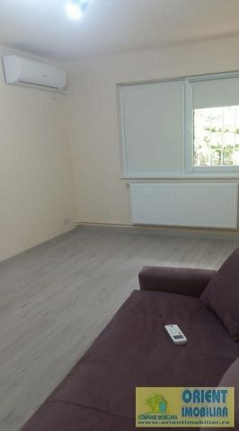 Apartament de inchiriat in Constanta, Tomis Nord - 2 camere, 38 mp - Photo 2