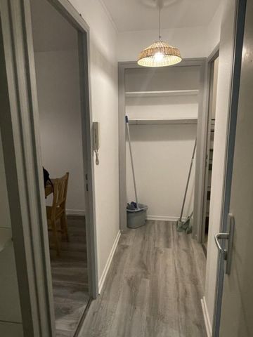 Location Appartement 2 pièces 39m² PESSAC 33600 - Photo 2