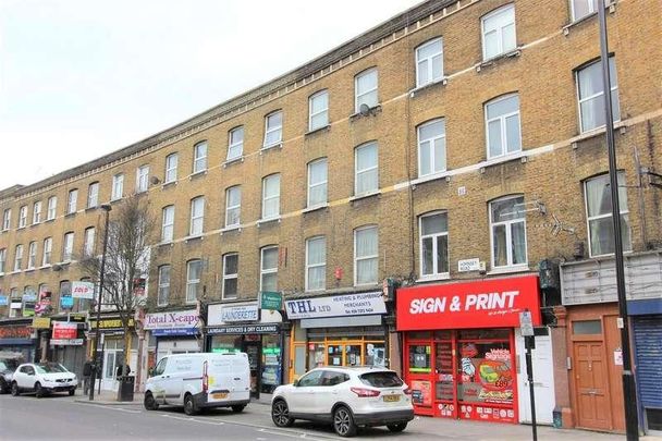 Hornsey Road, N19 - Photo 1