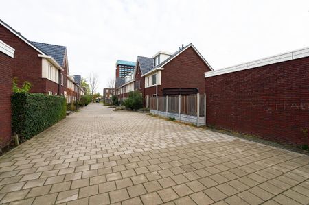 Te huur: Huis Nouchka Fontijnpad in Schiedam - Photo 3