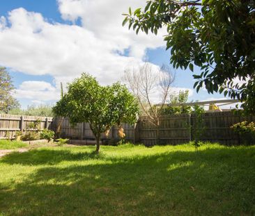 Perfectly Located Family Home - Photo 2