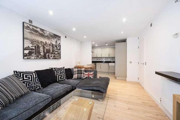 Globe Road, Bethnal Green, E1 - Photo 1