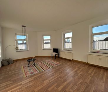 Geräumige, helle 4-Zimmer-Wohnung mit EBK in Ostritz - Photo 1