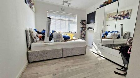 Horsegate, Market Deeping, PE6 - Photo 4