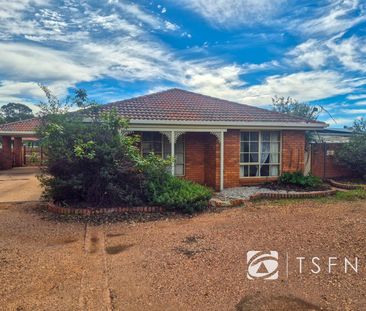 Beautifully Presented Family Home - Photo 6