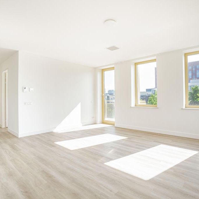 Appartement te huur: Naritaweg 203-B 1043 CB Amsterdam - Foto 1