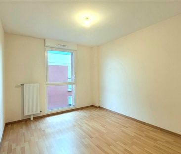 F3 PROCHE CENTRE - Photo 4