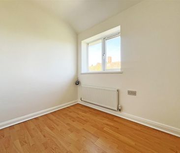 3 bedroom End of terrace house to rent - Photo 1