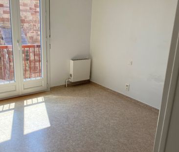 Location Appartement 2 pièces 49m² RODEZ 12000 - Photo 2