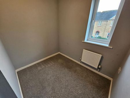 3 bedroom semi-detached house to rent - Photo 4