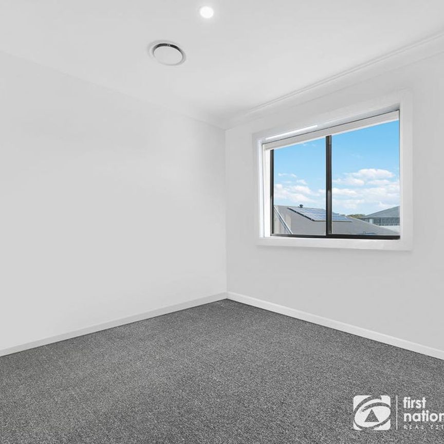 33 Newhaven Avenue, 2765, Gables Nsw - Photo 1