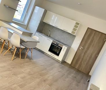 Pronájem bytu 1+kk 30 m² - Fotografie 5