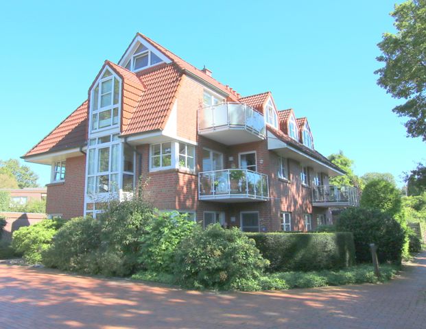 Helle Obergeschosswohnung mit Balkon und Garage in Bad Zwischenahn - Foto 1