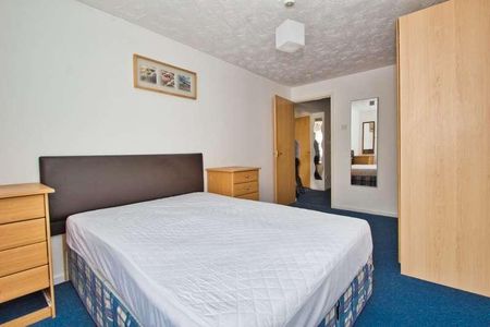 Henley Lodge, Willow Walk, London, E17 - Photo 5