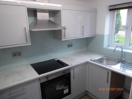 2 bedroom house to rent - Photo 3