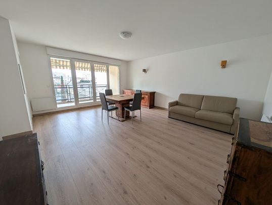 Location Appartement 4 pièces 91m² - Photo 1