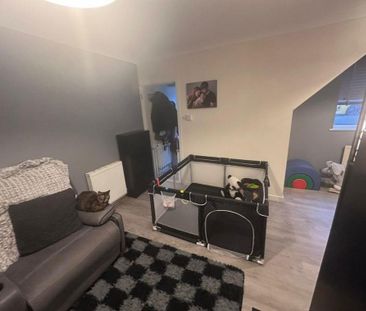 3 bedroom terraced house to rent - Photo 6