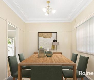 Charming 3-Bedroom Home - Photo 2