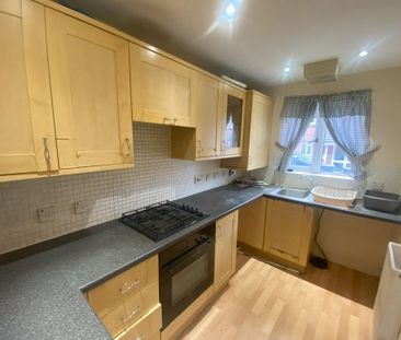3 bedroom terraced house to rent - Photo 4