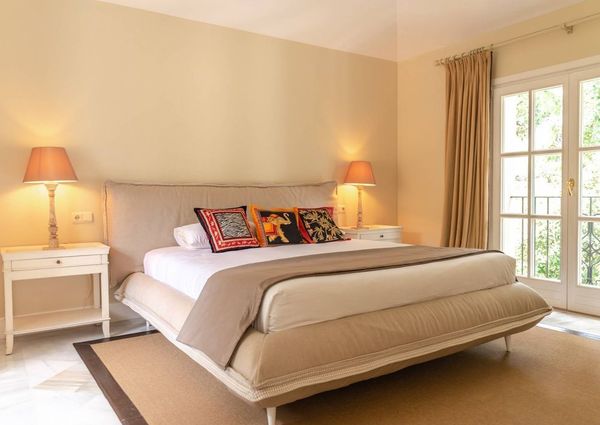 Luxury Villa for rent in Benahavís, Spain