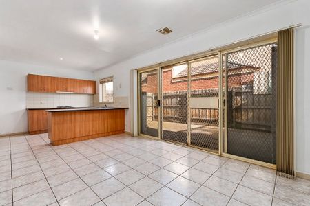 15/25 Marnoo Street, Braybrook VIC 3019 - Photo 3