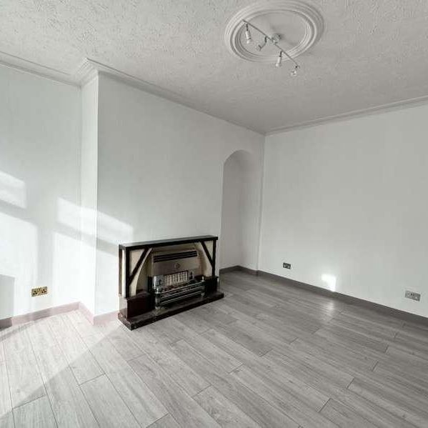 Seaforth Avenue, Leeds, LS9 - Photo 1