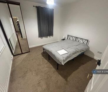 1 bedroom in a house share to rent - Photo 6