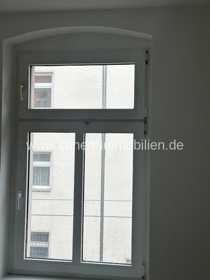 Frisch renovierte 2-Zi-Wohnung mit Parkett und Fliesenboden am Zoo,1.OG,Badewann ... - Foto 1