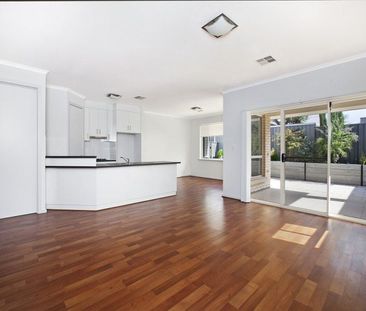 Family home in Lightsview! - Photo 2