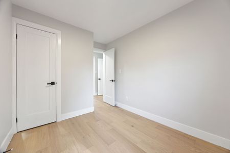 For Lease - 470 Donlands Avenue Unit# Main, Toronto, Ontario - Photo 3