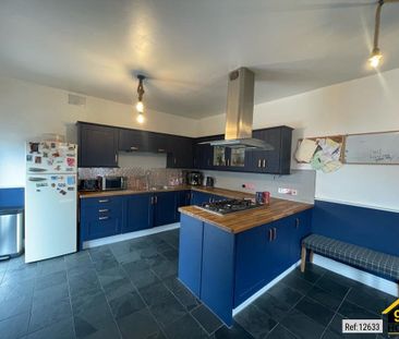 2 bed End of Terrace in Manchester Road , Altrincham, WA14 5LD - Photo 1