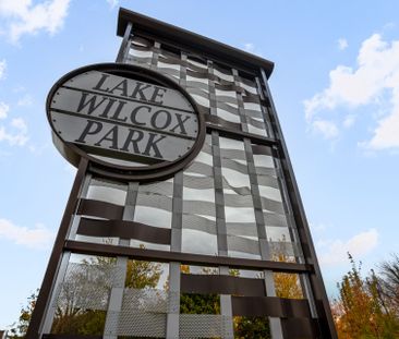 For Lease - 10 Helliwell Crescent, Richmond Hill, Ontario - Photo 6