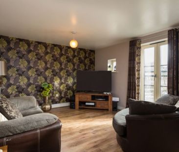 Bolton House, Lawrence Street - P10591 - Photo 5