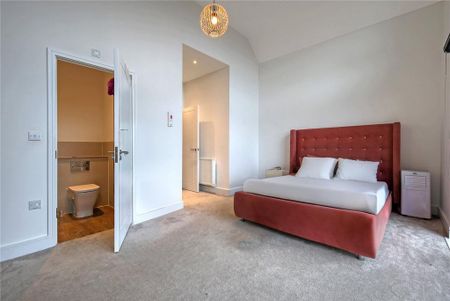 5 bedroom detached house to rent - Photo 5