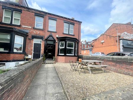 Haddon Road (room 4), Burley, Leeds - Photo 3