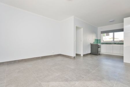 2/14 Newstead Street, Maribyrnong - Photo 5