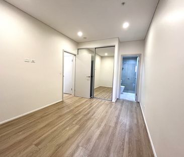 Two Bedroom quality apartment For LEASE! - Photo 5