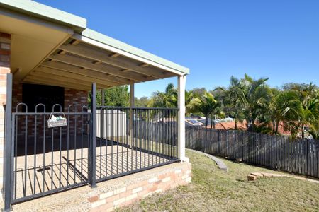 :: YOUR NEXT HOME AWAITS - LOWSET, FOUR BEDROOM BEAUTY! - Photo 4