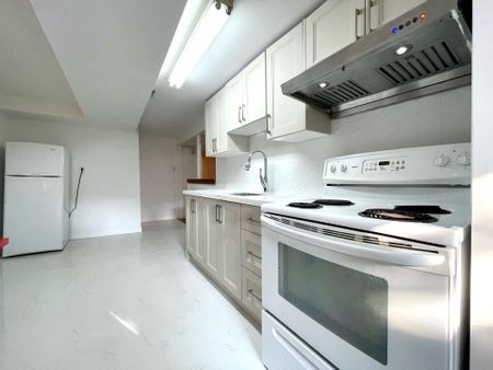 For Lease - 3264 Fieldgate Drive Unit# Bsmt, Mississauga, Ontario - Photo 4