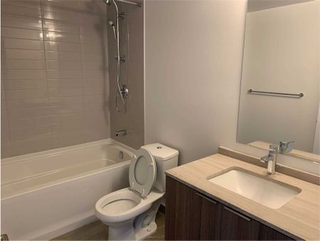 For Lease - 11 Wellesley Street Unit# 4909, Toronto, Ontario - Photo 5