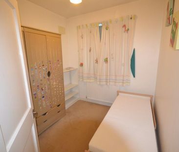 3 bedroom semi-detached house to rent - Photo 6