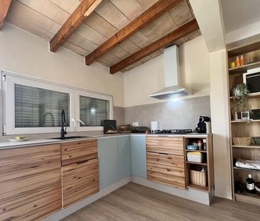 2 Bedrooms - Photo 2