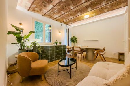 Carrer de la Diputació, Barcelona, Catalonia 08013 - Photo 2